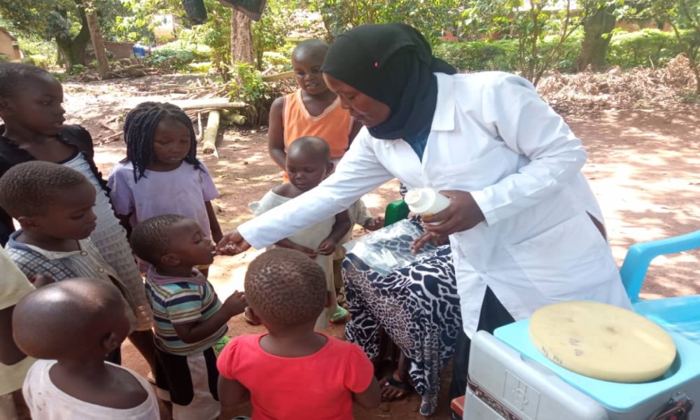 iuiu-health-centre-joins-global-polio-vaccination-campaign-immunizes-over-2000-children